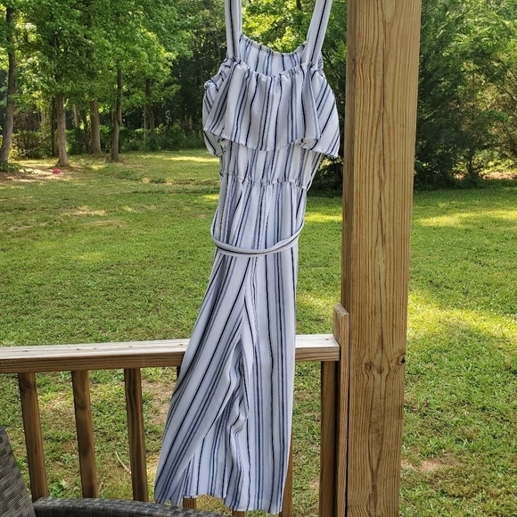 Jumpsuit Pants White with Blue Ruffle Top Tanktop - Picture 3 of 4